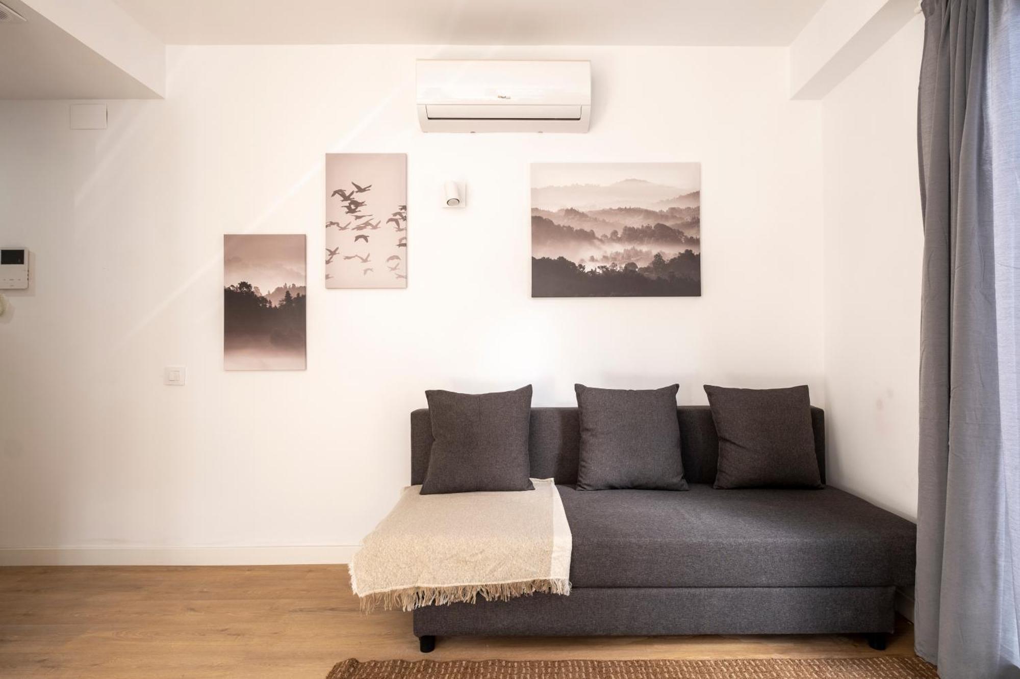 Centric Apartment Camp Nou 2 โอสปิตาเล็ต เดอ โยเบรกัต ภายนอก รูปภาพ