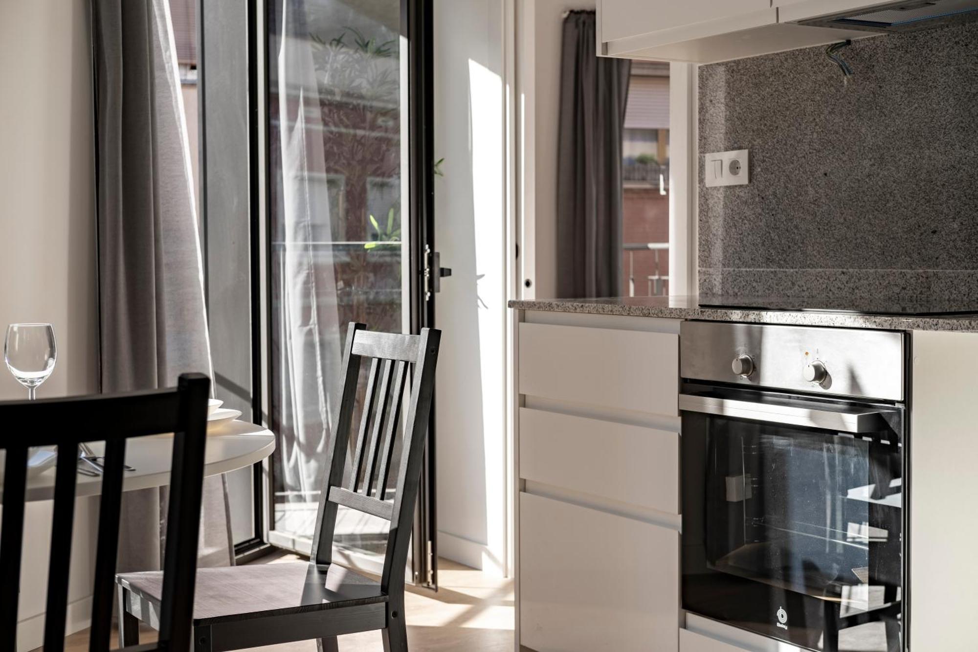 Centric Apartment Camp Nou 2 โอสปิตาเล็ต เดอ โยเบรกัต ภายนอก รูปภาพ